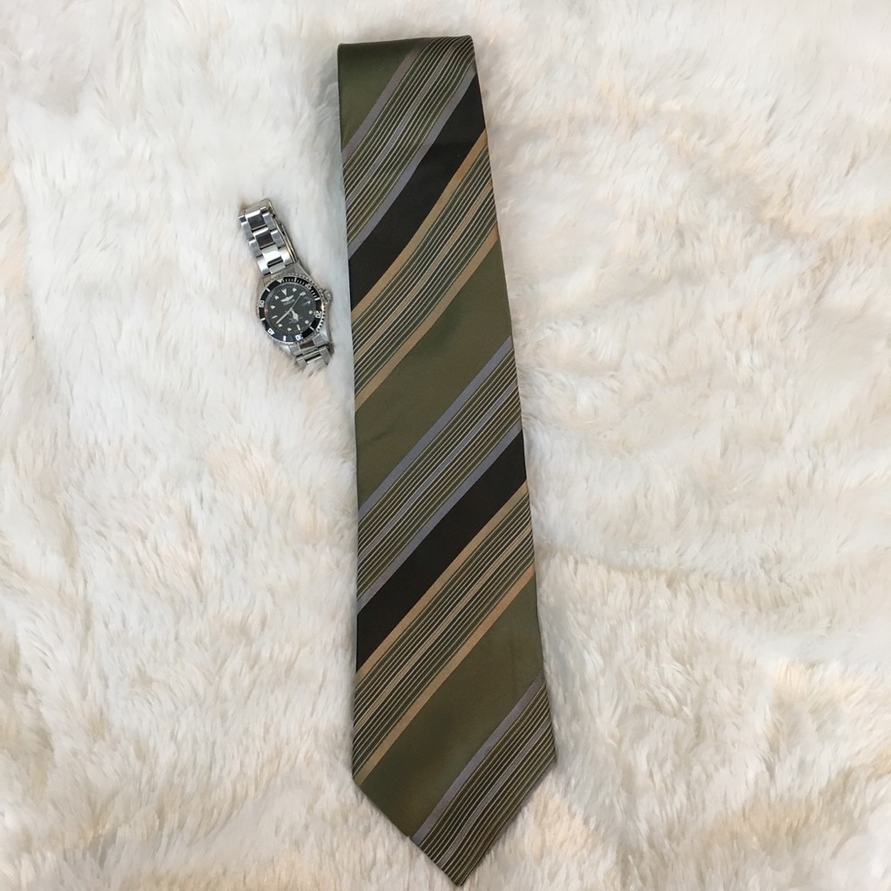 Geoffrey Beene 100% Silk Tie Long NWOT - Picture 1 of 5